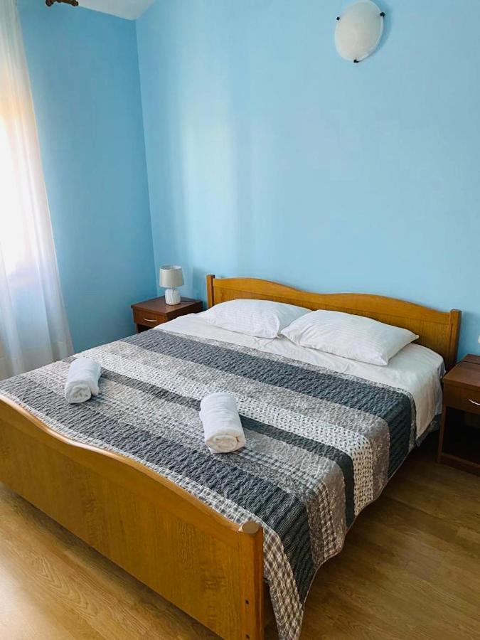 Apartmani Ana Borovac Фунтана Екстериор снимка