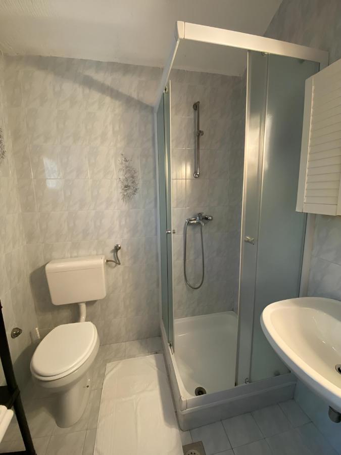 Apartmani Ana Borovac Фунтана Екстериор снимка