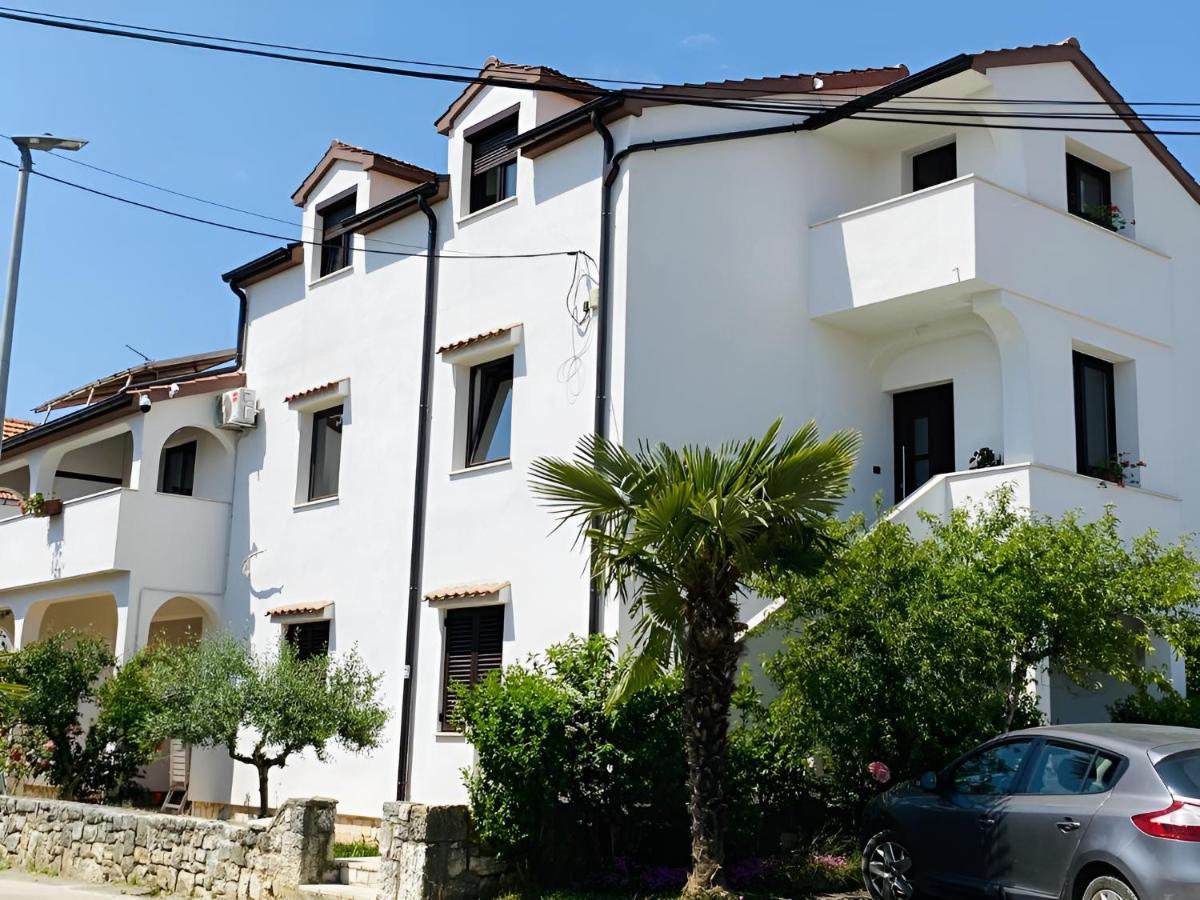 Apartmani Ana Borovac Фунтана Екстериор снимка