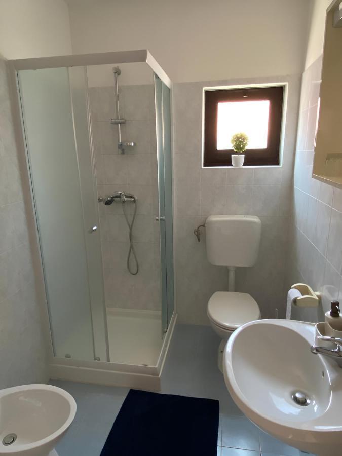 Apartmani Ana Borovac Фунтана Екстериор снимка