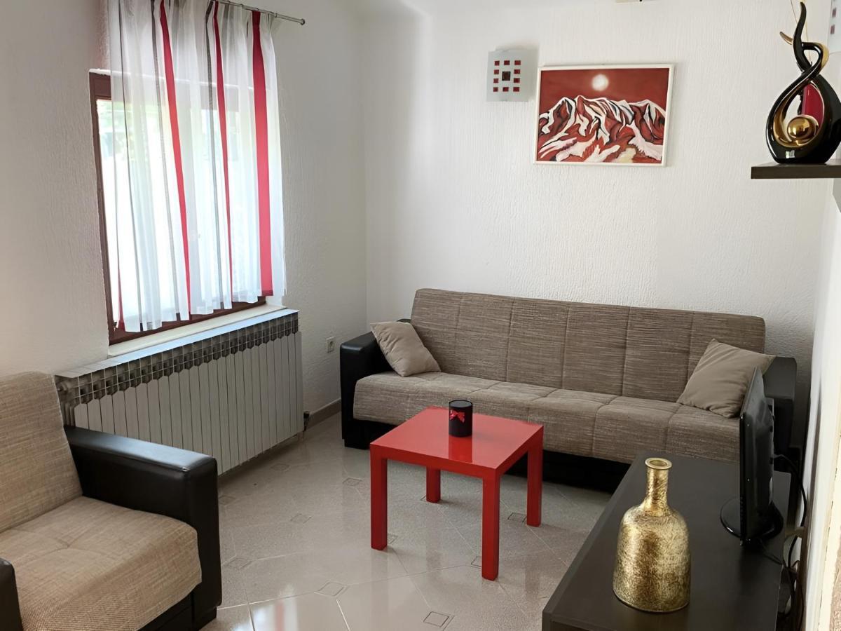 Apartmani Ana Borovac Фунтана Екстериор снимка