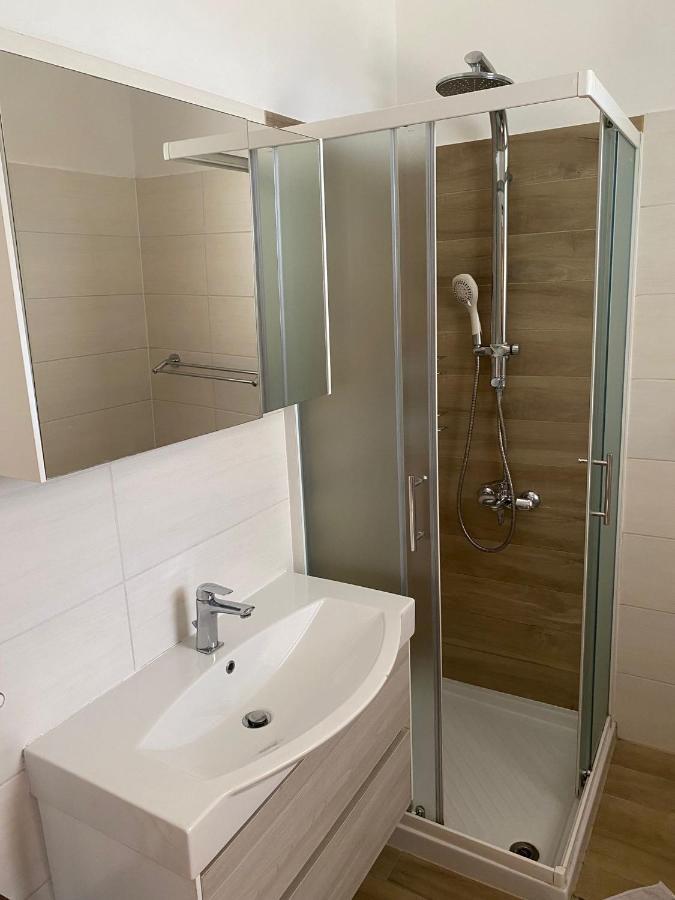 Apartmani Ana Borovac Фунтана Екстериор снимка