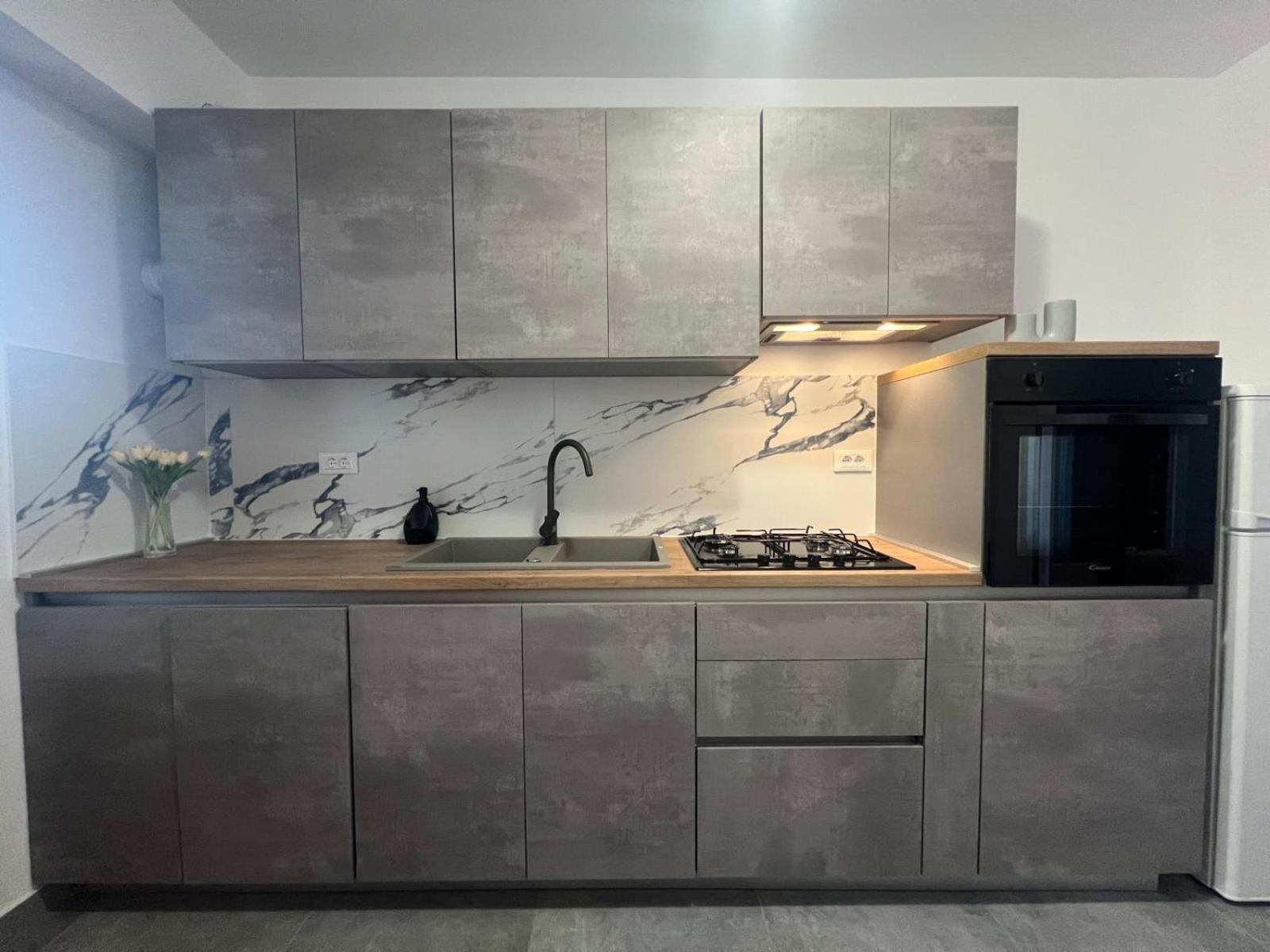 Apartmani Ana Borovac Фунтана Екстериор снимка